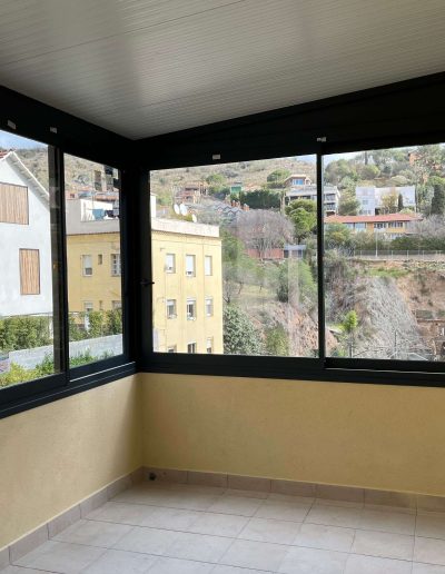 Interiores casa Santísima Trinidad del Mont 12, Sarria Barcelona